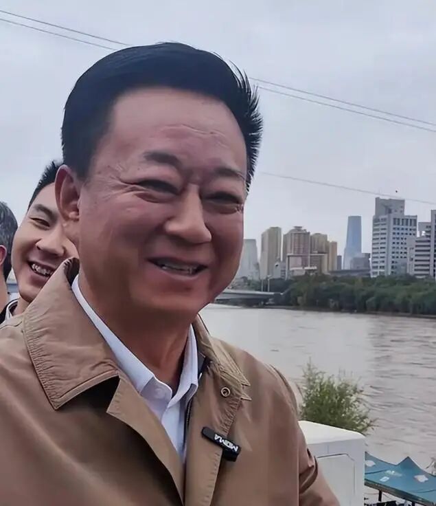 朱军高调发文,坦白与谭梅婚姻细节,诬告风波3年前就真相大白!(图8) 朱军高调发文,坦白与谭梅婚姻细节,诬告风波3年前就真相大白!(图8)