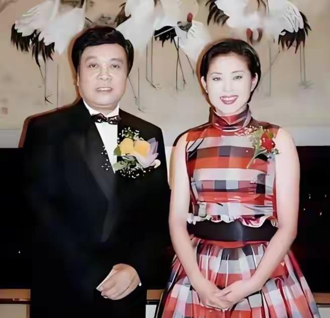 原来倪萍的亲哥哥是他,从小“欺负”妹妹长大却支持她追梦,一生为官清廉(图9) 原来倪萍的亲哥哥是他,从小“欺负”妹妹长大却支持她追梦,一生为官清廉(图9)