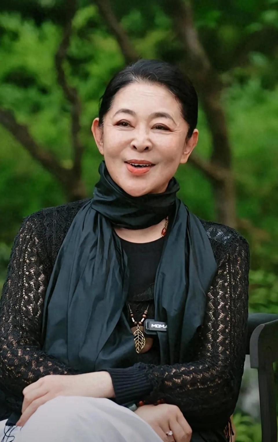 原来倪萍的亲哥哥是他,从小“欺负”妹妹长大却支持她追梦,一生为官清廉(图4) 原来倪萍的亲哥哥是他,从小“欺负”妹妹长大却支持她追梦,一生为官清廉(图4)