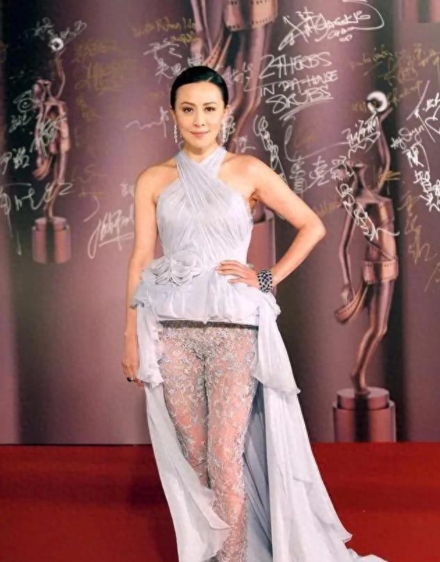 一个被窝睡不出两类人，一路繁花刘嘉玲口碑暴涨，王菲也沾光(图3)