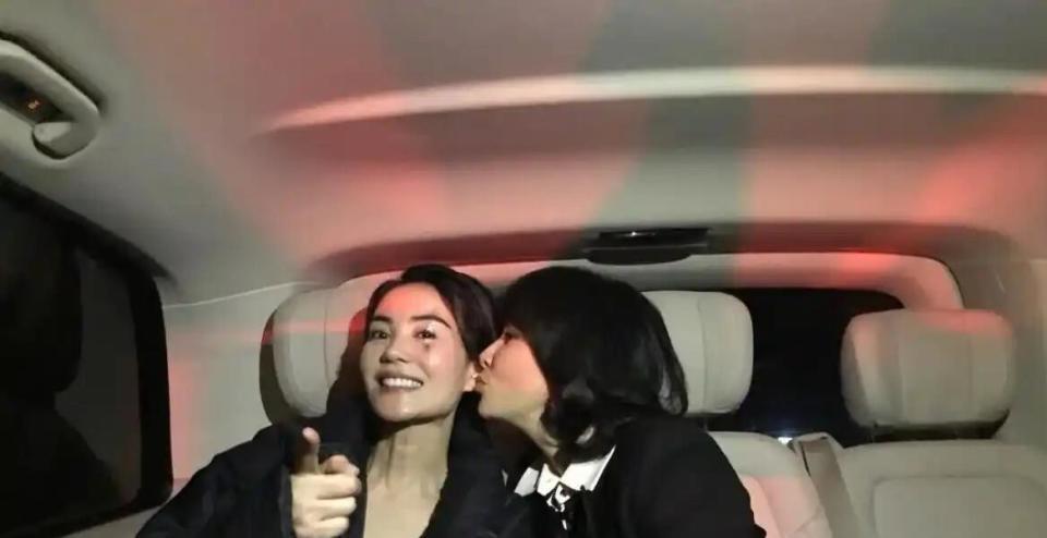 一个被窝睡不出两类人，一路繁花刘嘉玲口碑暴涨，王菲也沾光(图6)