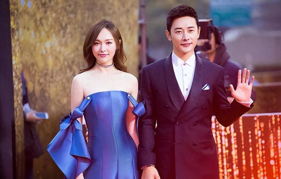 罗晋携任素汐去祈福后，唐嫣连发三文表态，婚变传闻终于真相大白(图4)