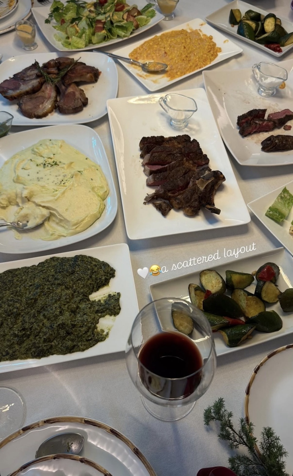 孙芸芸携女儿回台湾过圣诞,合照被误会是姐妹,47岁穿吊带好年轻(图2) 孙芸芸携女儿回台湾过圣诞,合照被误会是姐妹,47岁穿吊带好年轻(图2)