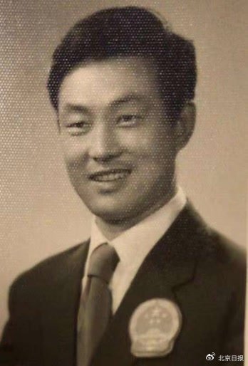 中国足球裁判名宿苏德利去世