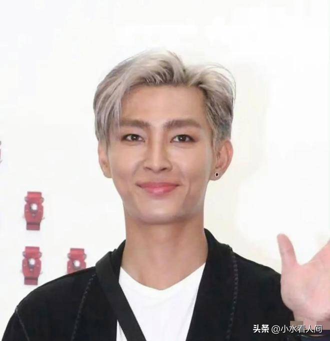 交往150人,偷拍私密视频,顶流男明星自曝丑闻大瓜(图3) 交往150人,偷拍私密视频,顶流男明星自曝丑闻大瓜(图3)