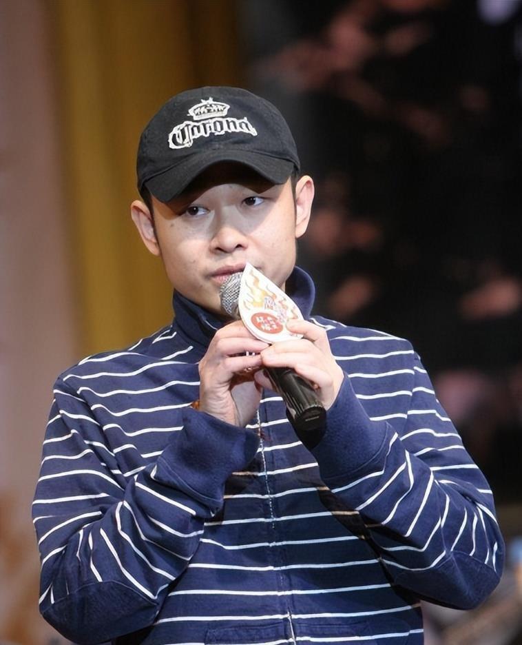 想不到2025仅剩1天，刀郎迎三大喜讯，让云朵和整个娱乐圈沉默了(图4)