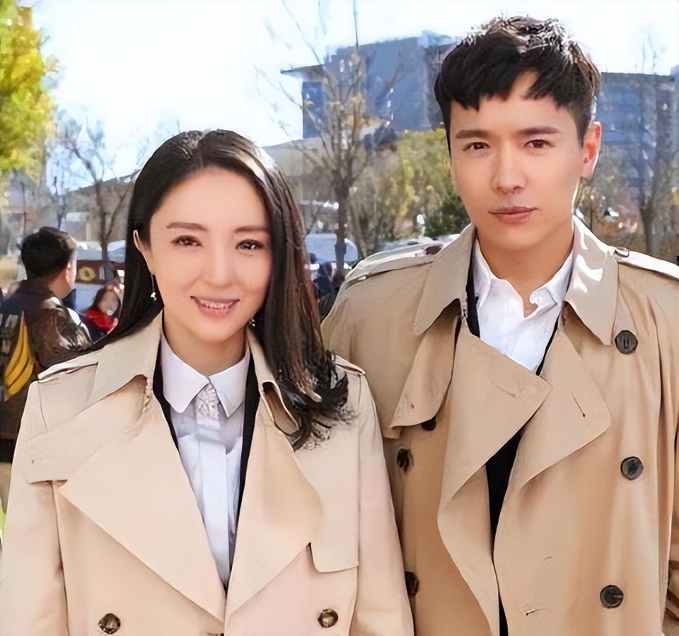 高圆圆断崖式衰老？惊艳四方的“白月光”，也逃不开岁月这把刀(图41)