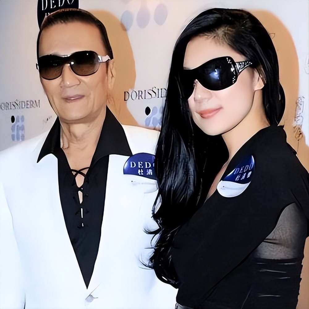 和谢贤分手7年，coco自曝私密事，身材发福走样，腰宽脸胖认不出(图9)