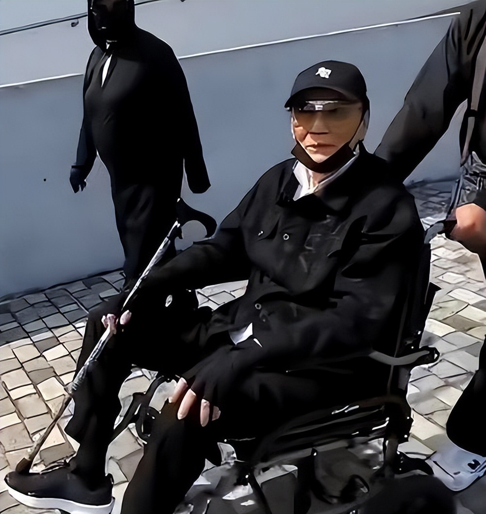 和谢贤分手7年，coco自曝私密事，身材发福走样，腰宽脸胖认不出(图25)