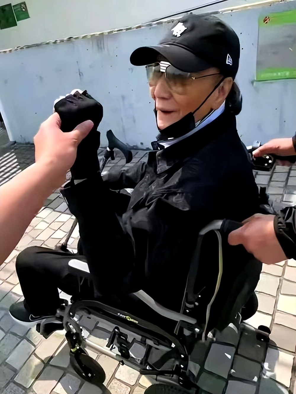 和谢贤分手7年，coco自曝私密事，身材发福走样，腰宽脸胖认不出(图26)