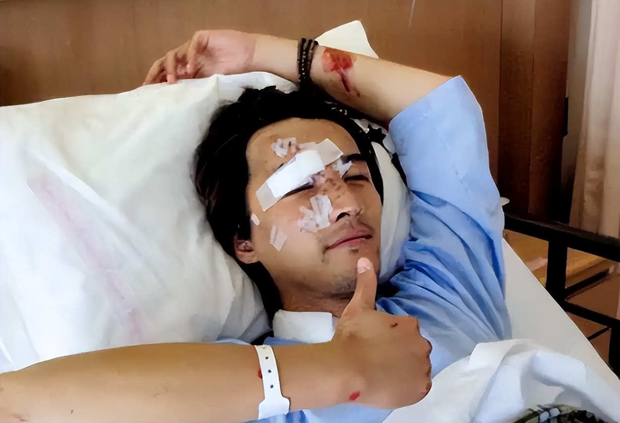 47岁薛佳凝，与胡歌分手后未婚未育，被传皈依佛门，真相原来如此(图16)