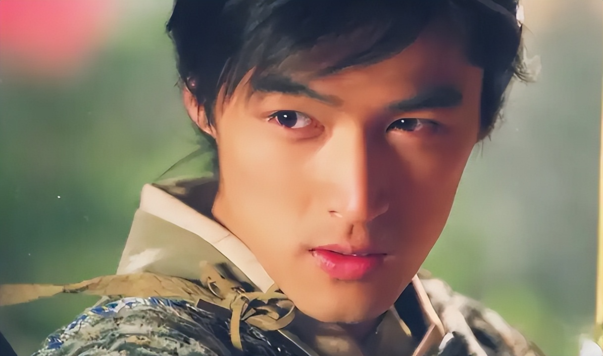 47岁薛佳凝，与胡歌分手后未婚未育，被传皈依佛门，真相原来如此(图17)