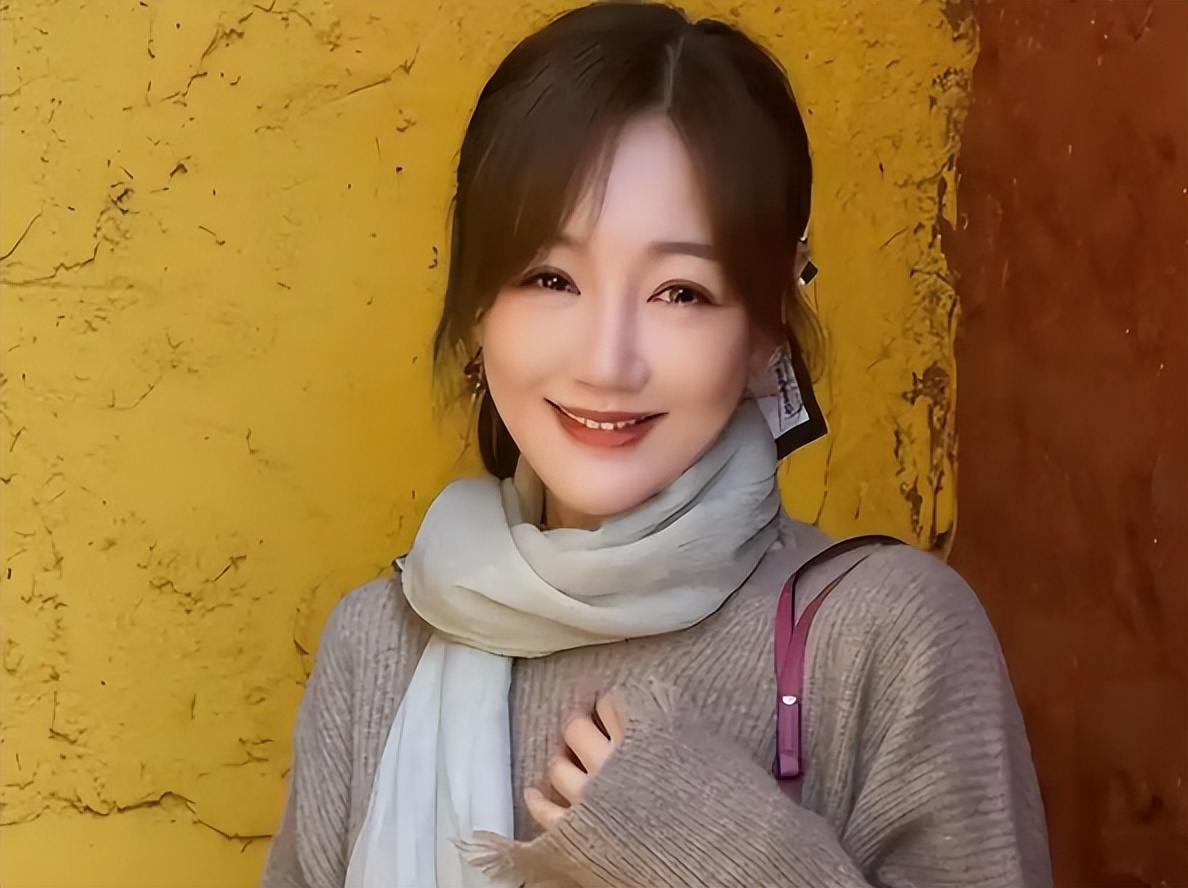 47岁薛佳凝，与胡歌分手后未婚未育，被传皈依佛门，真相原来如此(图20)