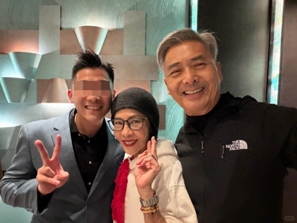 香港影坛巨星因妻子早年意外流产，夫妻二人