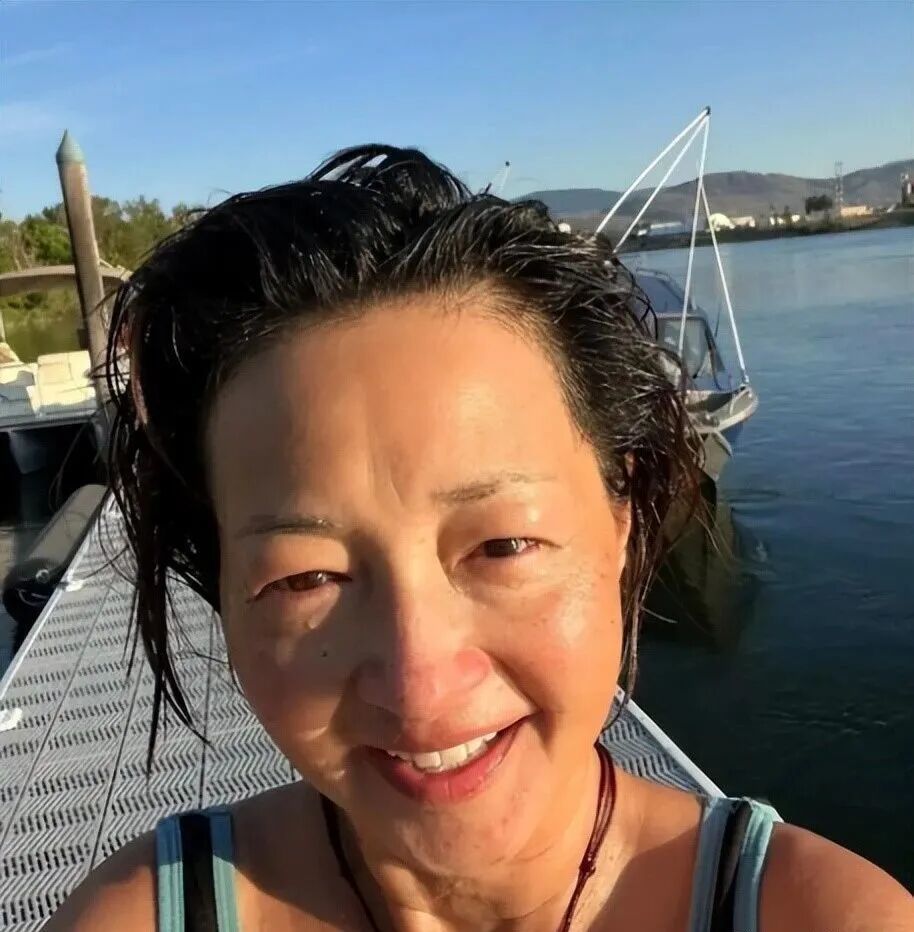 最美郭襄:2次拒绝黎明,被疾病折磨20年,现55岁近照憔悴不敢认(图10) 最美郭襄:2次拒绝黎明,被疾病折磨20年,现55岁近照憔悴不敢认(图10)