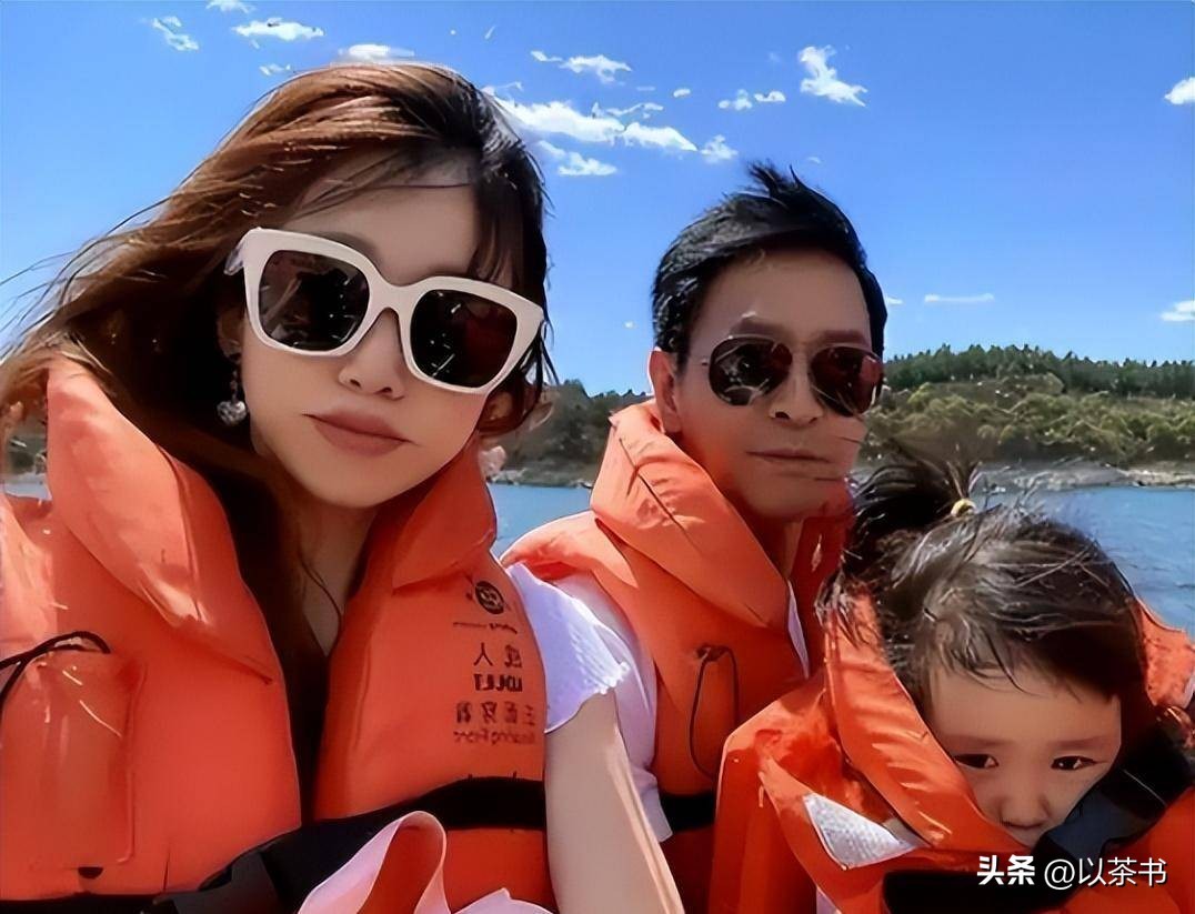 他们是娱乐圈公知的亲兄弟,都是实力派演员,生活状态却截然不同(图7) 他们是娱乐圈公知的亲兄弟,都是实力派演员,生活状态却截然不同(图7)