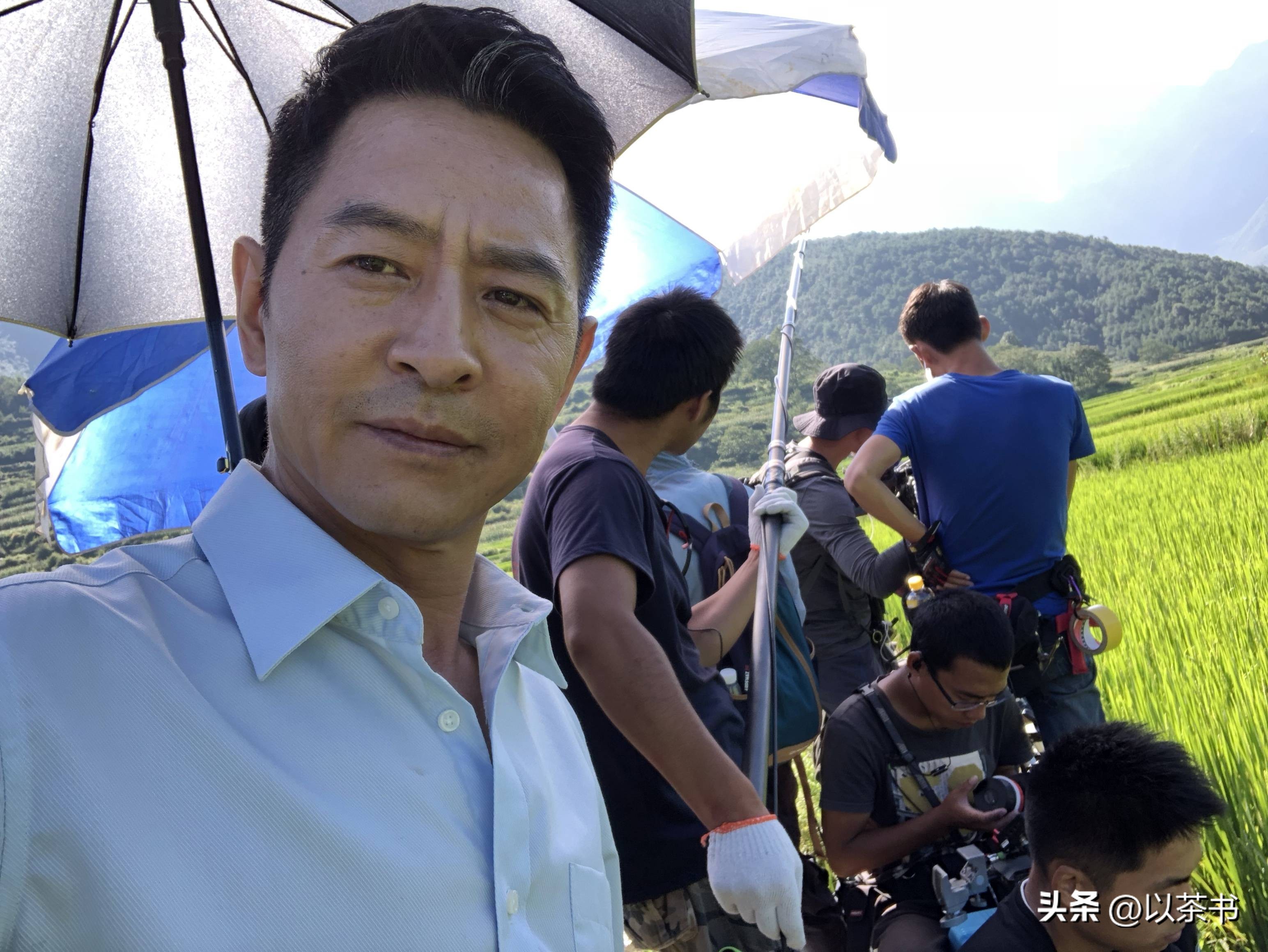 他们是娱乐圈公知的亲兄弟,都是实力派演员,生活状态却截然不同(图19) 他们是娱乐圈公知的亲兄弟,都是实力派演员,生活状态却截然不同(图19)