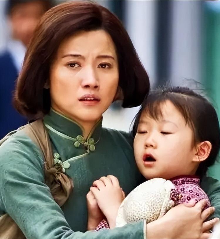 李乃文也没想到,2025年刚刚结束,老搭档颜丙燕因一举动口碑逆转(图11) 李乃文也没想到,2025年刚刚结束,老搭档颜丙燕因一举动口碑逆转(图11)