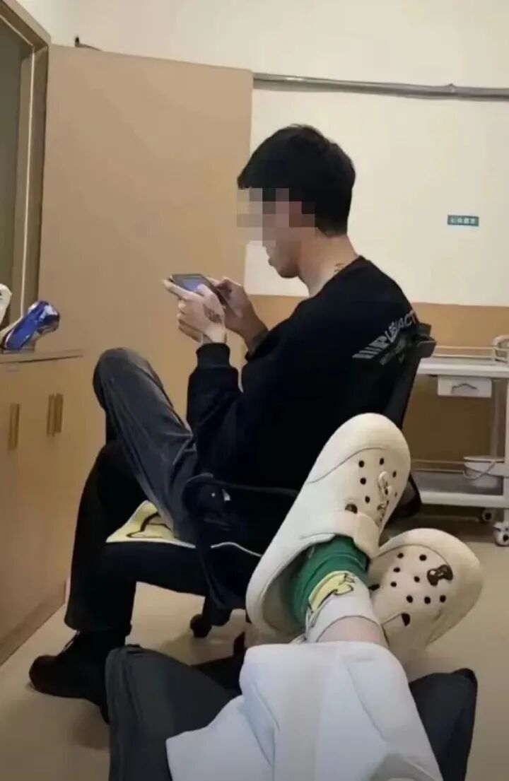 护士竟带男友进配药室“帮忙”，如此操作为何不可行？(图1)