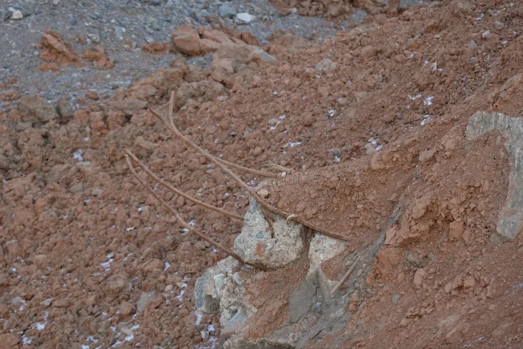 村里发房子了，榆中灾民住进“别墅”(图6)