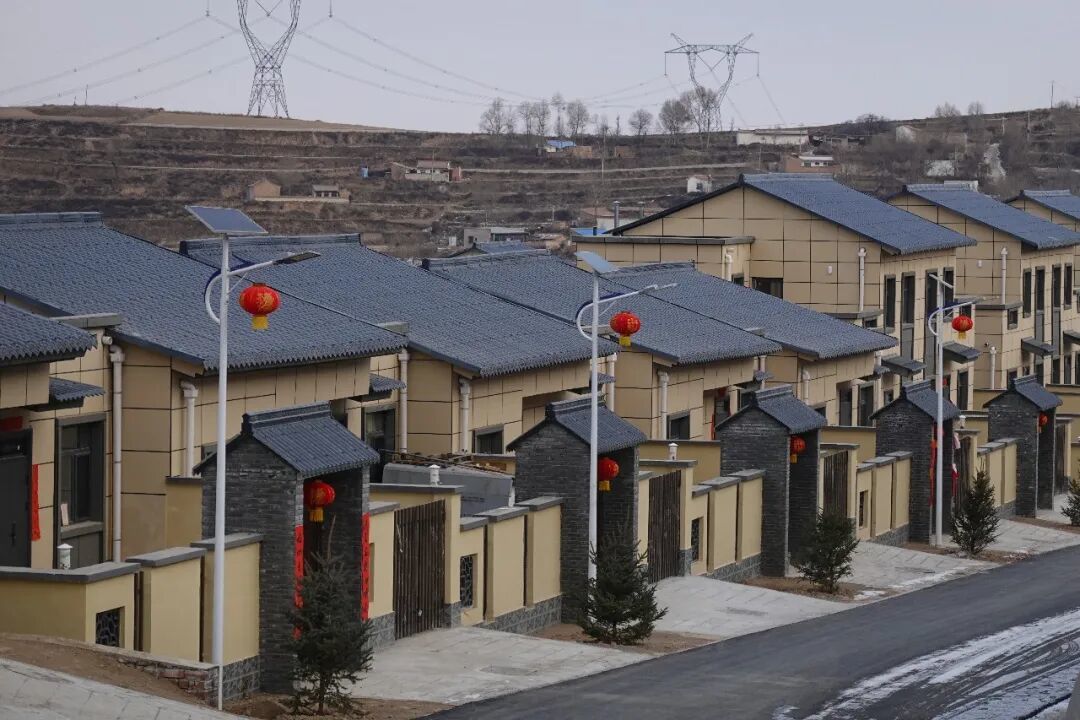 村里发房子了，榆中灾民住进“别墅”(图12)