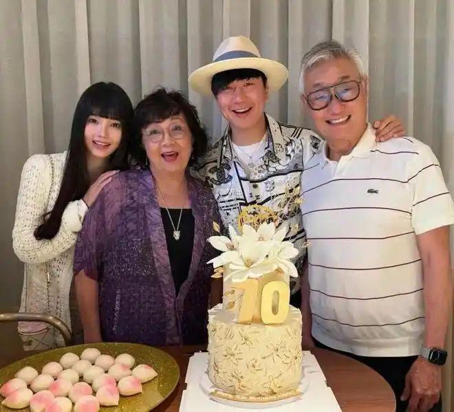 林俊杰再被曝出猛料：网传曾示爱到田馥甄差点翻脸，剧情好抓马(图5)