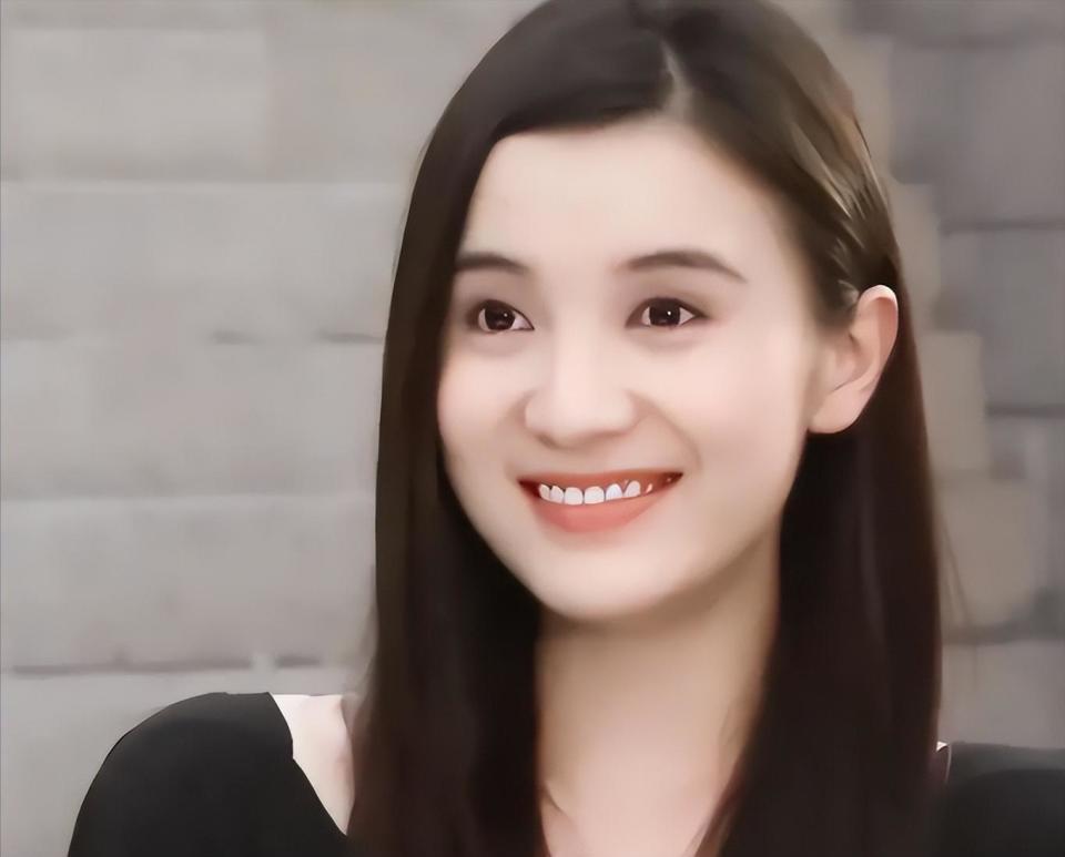 陪睡上位、风流成性？44岁争议缠身的宋佳，如今终于遭到“反噬”(图4)