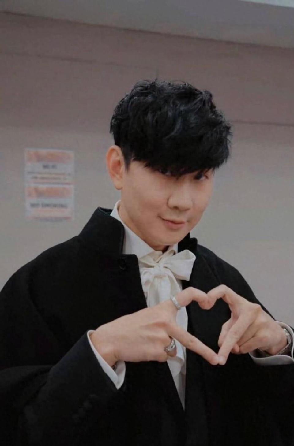 林俊杰喊话粉丝想骂就骂！下一秒付费粉丝被禁言，这到底发生了什么？(图3)