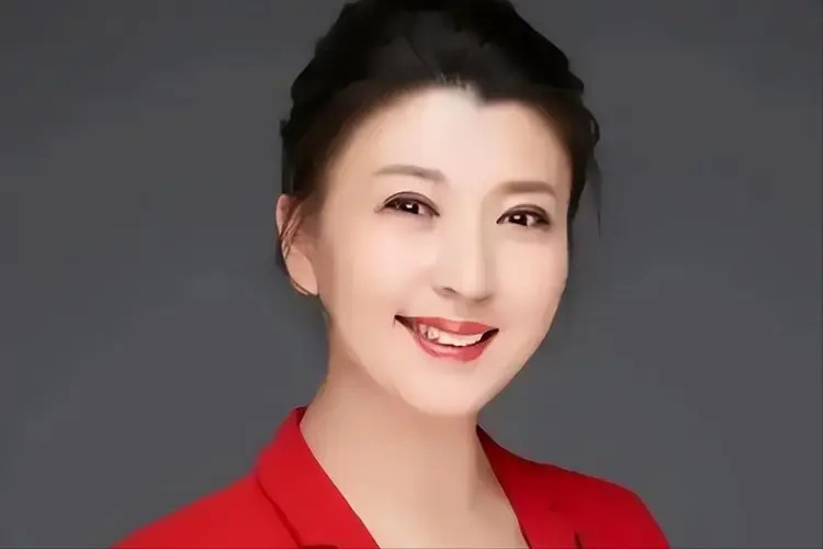 闫学晶哭穷后续：网友自发众筹，有人捐菜，有人捐肉，更有捐钢镚(图4)