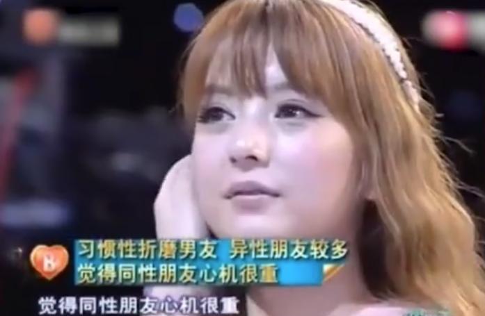 方媛上海购物被偶遇!身形肥硕,溜肩驼背无名媛气质,引网友吐槽(图8) 方媛上海购物被偶遇!身形肥硕,溜肩驼背无名媛气质,引网友吐槽(图8)