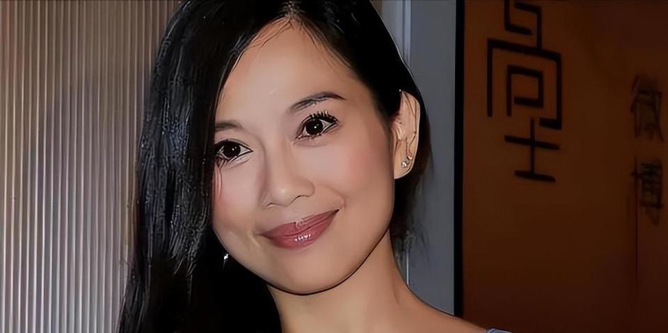 14年前，那个没有生育能力，40岁嫁小丈夫的陈松伶，如今怎样了？(图11)