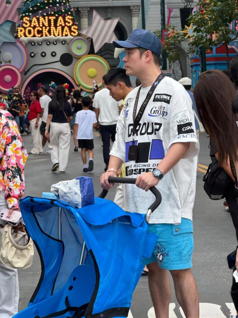 陈赫夫妇真实状态曝光！现身新加坡环球影城，陈赫油腻不少，张子萱身材似少女(图4)