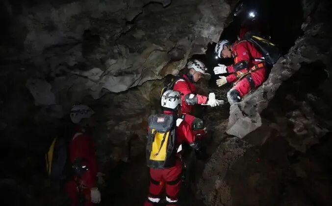 时隔15年，英雄航天员叶光富以新身份再赴地下训练(图2)