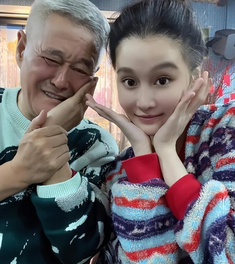 离过年不到俩月，赵本山因何庆魁一句话口碑暴涨，终于扬眉吐气(图16)