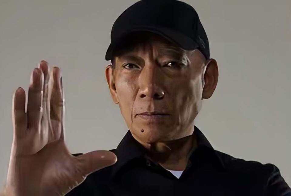 突传死讯！香港知名演员因病离世，生前吸着氧还坚持拍戏(图6)