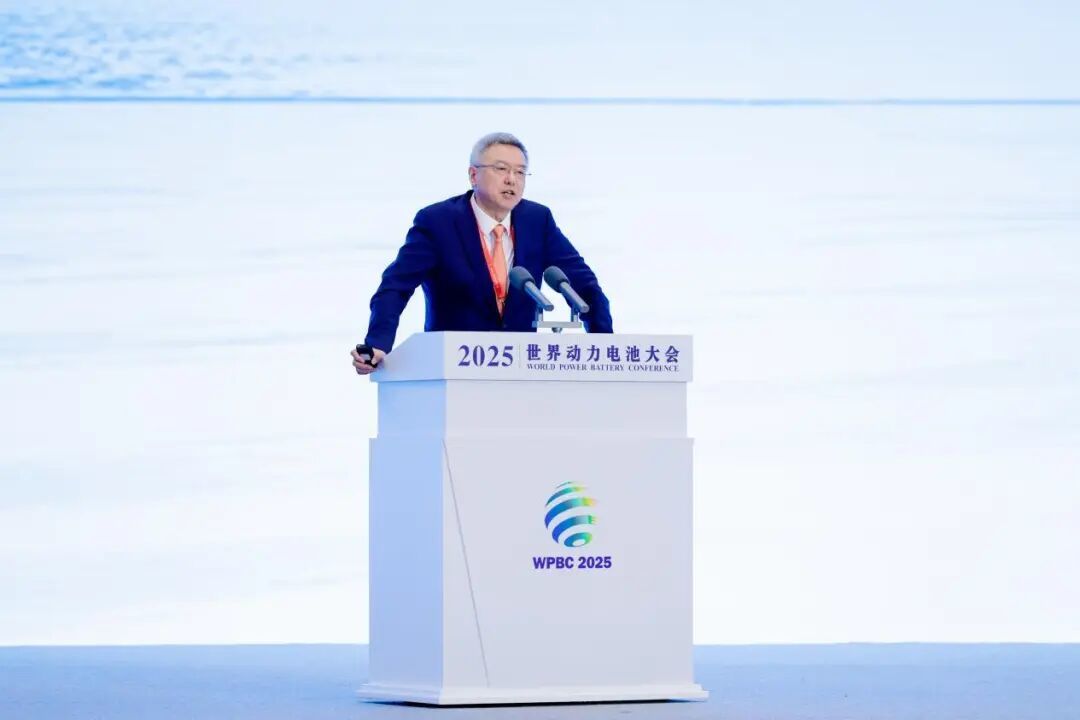 给小灵通装电池的男人,带着新业务赴港IPO(图2) 给小灵通装电池的男人,带着新业务赴港IPO(图2)