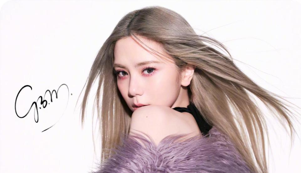 远离造神陷阱，官媒发文辟谣，揭开了邓紫棋真实处境，李健没说错(图20)