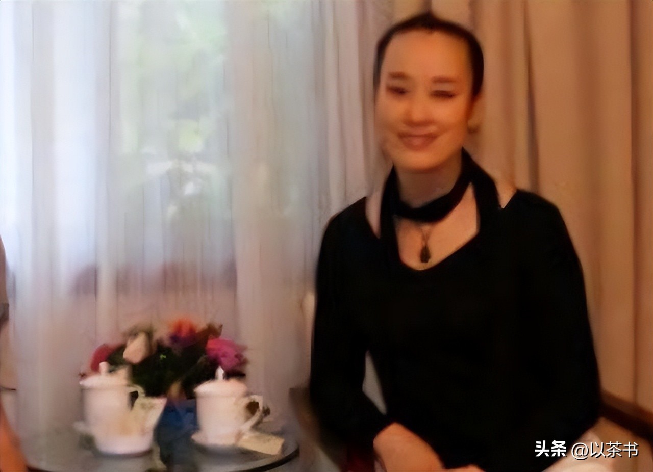 原来她早已去世10年！登春晚爆红 56岁在异国离世 死前透露一生遗憾(图2)