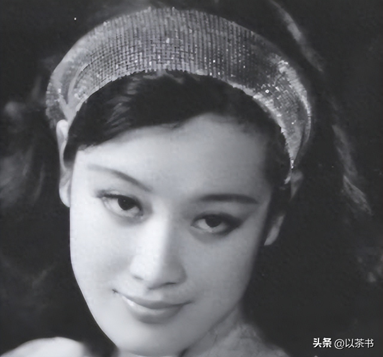 原来她早已去世10年！登春晚爆红 56岁在异国离世 死前透露一生遗憾(图1)