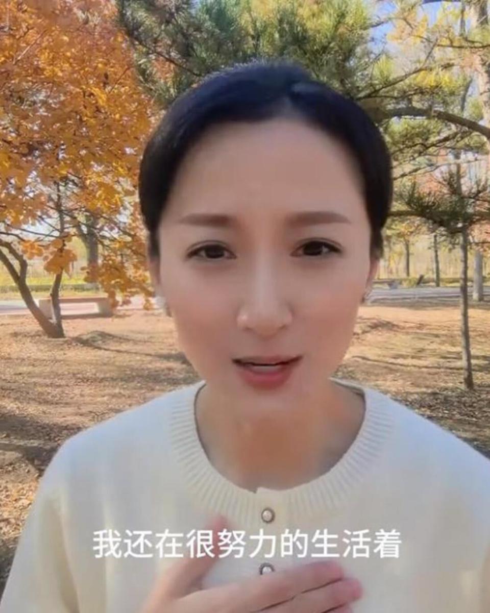 刘佳佳被传去世多年后露面,首晒母子合照,儿子五官像妈妈很帅气(图8) 刘佳佳被传去世多年后露面,首晒母子合照,儿子五官像妈妈很帅气(图8)