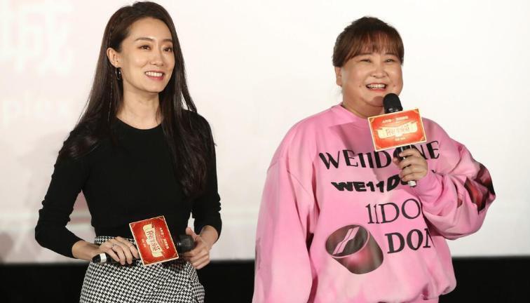 事实证明，39岁吃完贾玲红利的张小斐，如今又回到了她的怪圈(图8)