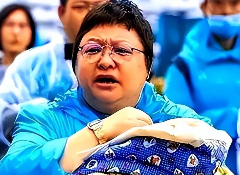 韩红也没想到，自己藏了26年的儿子，如今已经成了她的骄傲(图5)