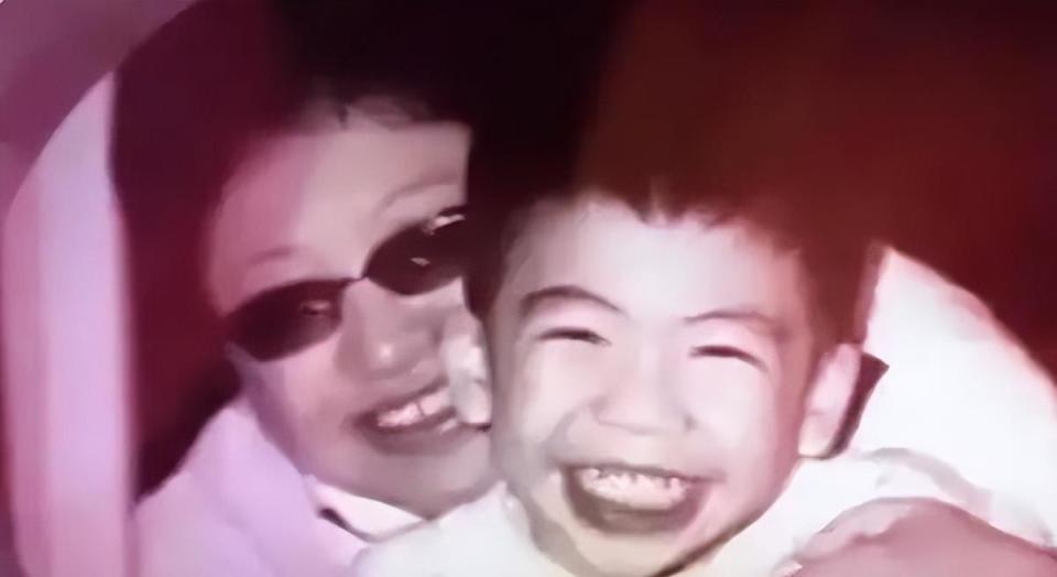 韩红也没想到，自己藏了26年的儿子，如今已经成了她的骄傲(图20)