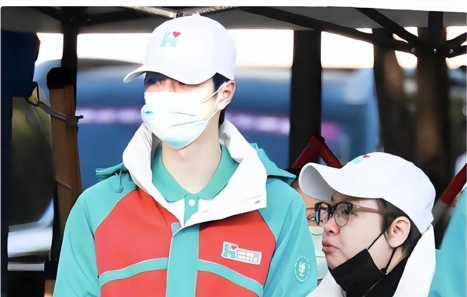 韩红也没想到，自己藏了26年的儿子，如今已经成了她的骄傲(图26)