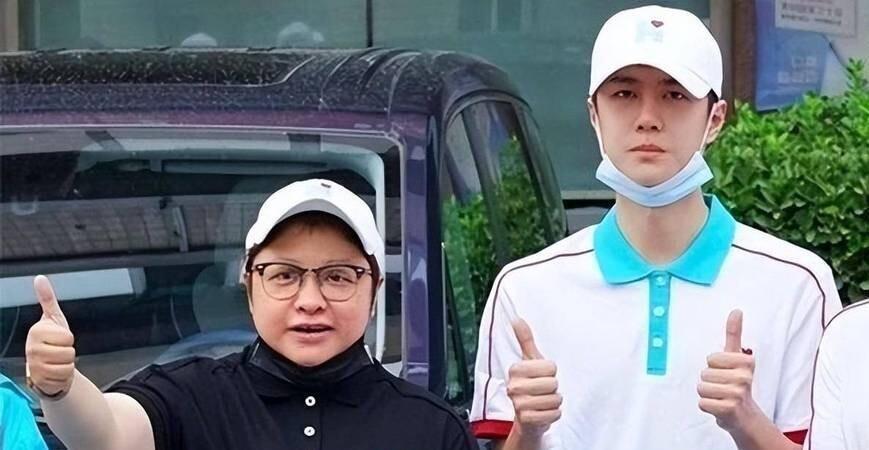 韩红也没想到，自己藏了26年的儿子，如今已经成了她的骄傲(图22)