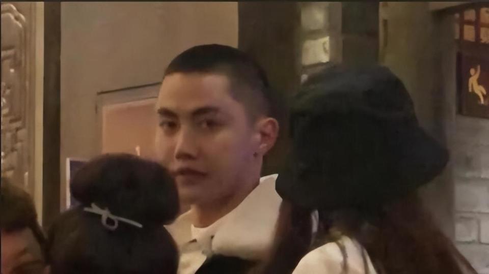 韩红也没想到，自己藏了26年的儿子，如今已经成了她的骄傲(图29)