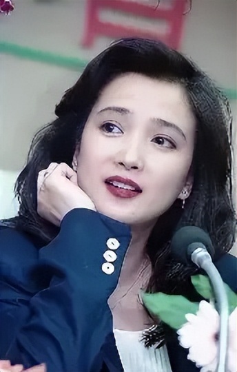 贪财好色、薄情寡义一个不落,最近这四位老戏骨翻车的理由太离谱(图2) 贪财好色、薄情寡义一个不落,最近这四位老戏骨翻车的理由太离谱(图2)