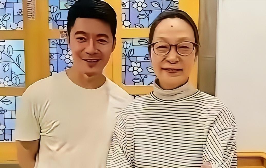 贪财好色、薄情寡义一个不落,最近这四位老戏骨翻车的理由太离谱(图10) 贪财好色、薄情寡义一个不落,最近这四位老戏骨翻车的理由太离谱(图10)