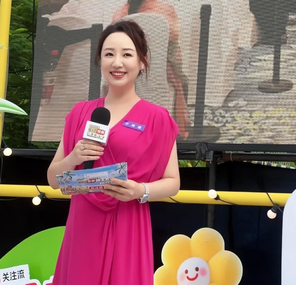 太无知！关凌硬挤儿子脸上痘，导致严重感染，做手术缝4针恐留疤(图9)