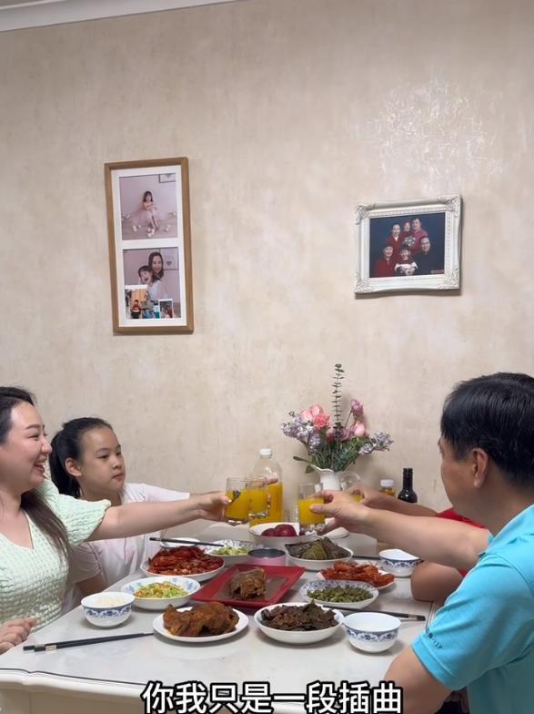 太无知！关凌硬挤儿子脸上痘，导致严重感染，做手术缝4针恐留疤(图15)